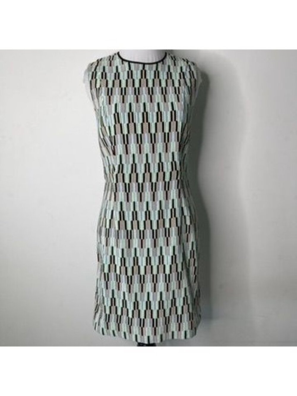Diane von Furstenberg DVF Geometric Chevron Shift Dress Sleeveless Mint Green 4